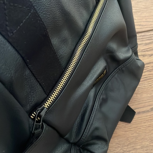 NWOT adidas backpack - Picture 4 of 11